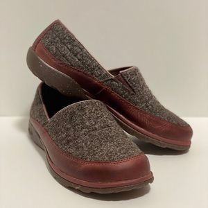 Chaco Quinn Shoes size 7.5 Slip on